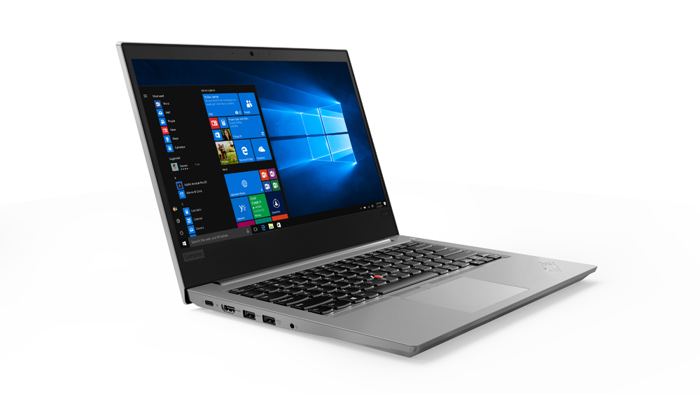 Lenovo ThinkPad L390 to kompaktowe urządzenie w rozsądnej cenie produkowane głównie z myślą o osobach pracujących i podróżujących